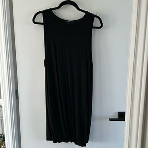 Club Monaco size small bubble hem dress